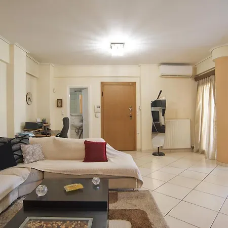 Paradeisos Modern, 2br, 2ba, Fully Equipped * Athens