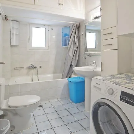 Paradeisos Modern, 2br, 2ba, Fully Equipped Athens
